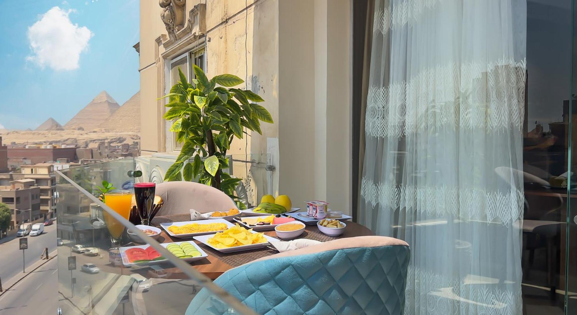 Imperial Pyramids Heights View Bed & Breakfast Nazlet el-Sîsi Exterior foto