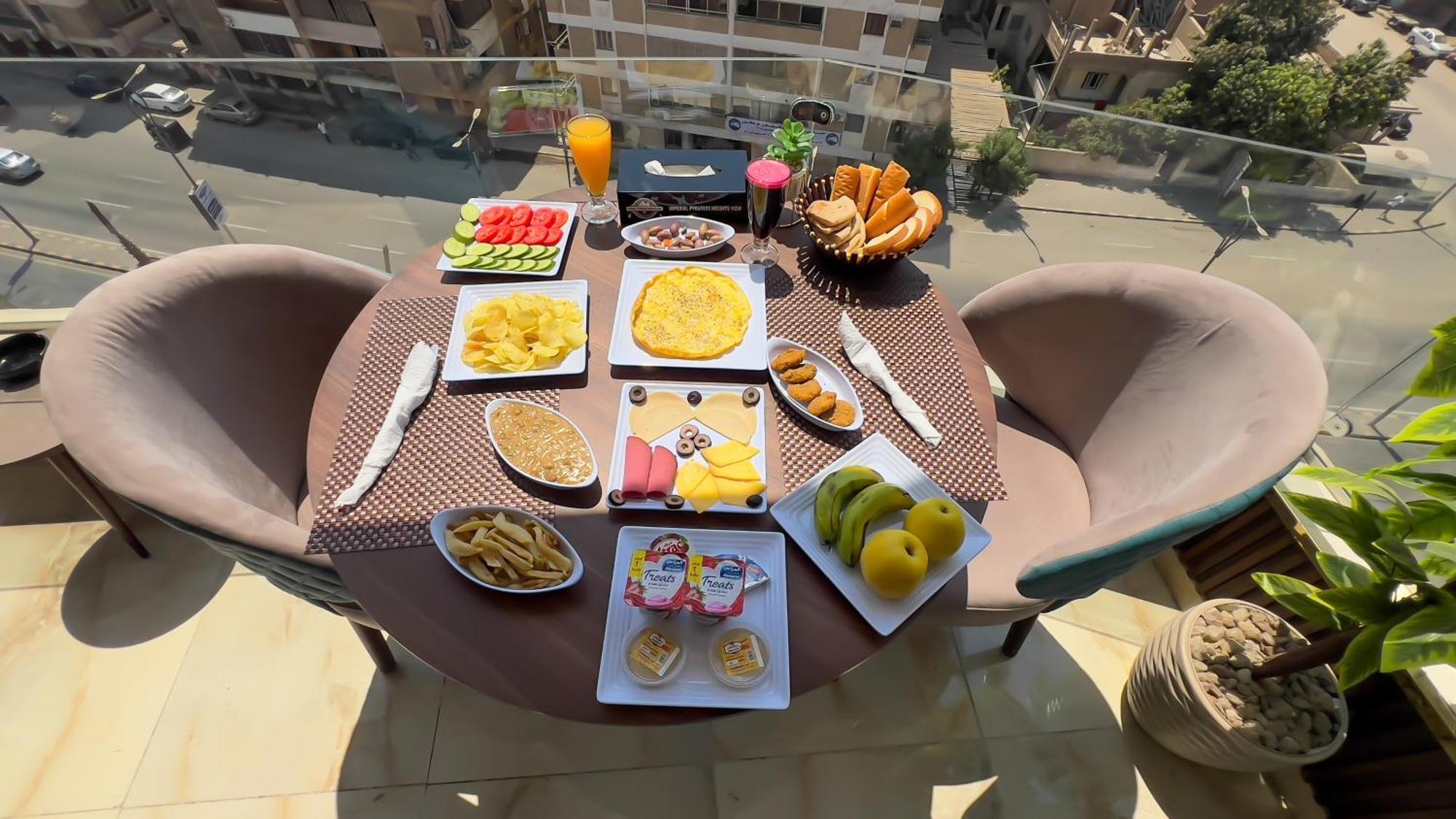 Imperial Pyramids Heights View Bed & Breakfast Nazlet el-Sîsi Exterior foto