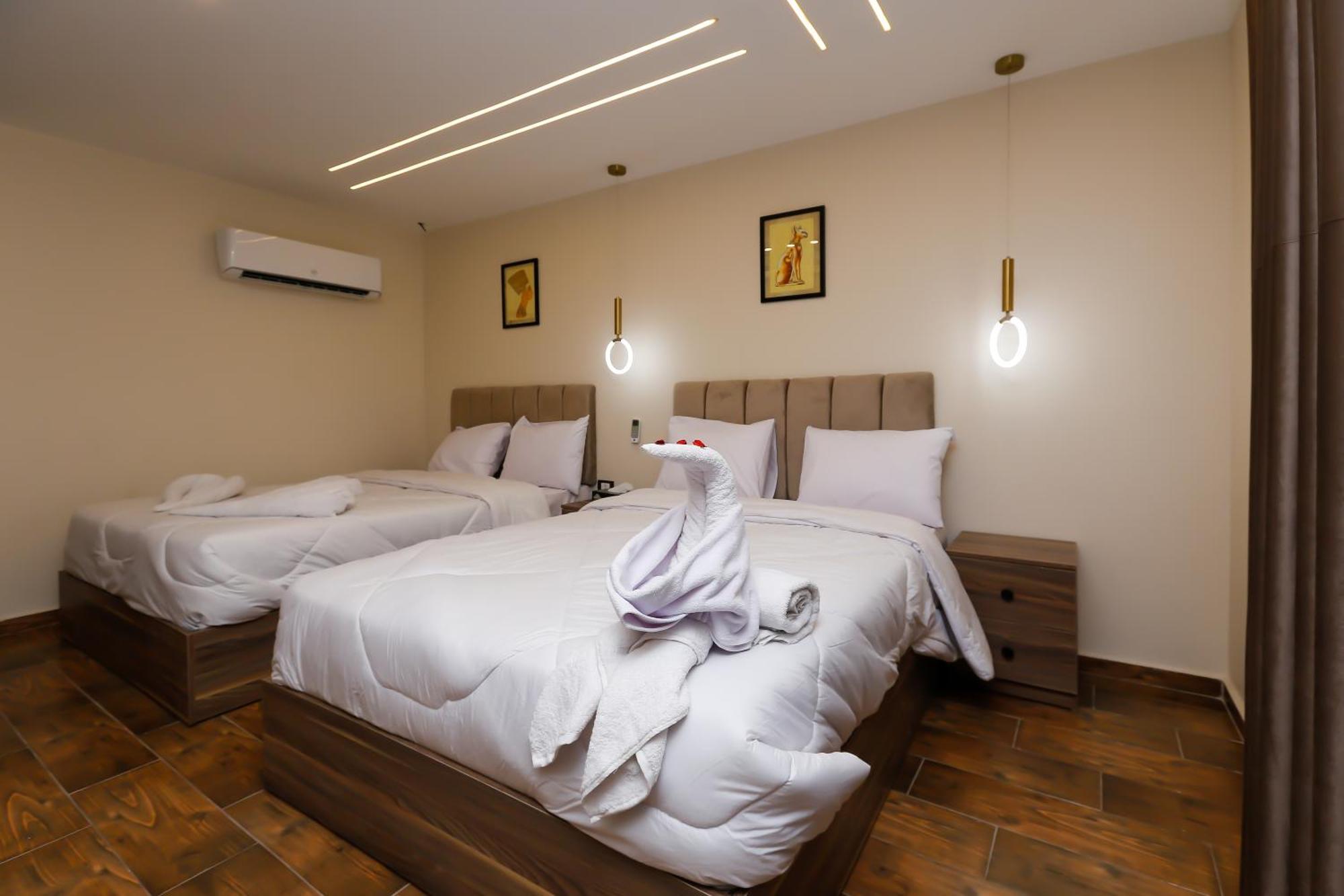 Imperial Pyramids Heights View Bed & Breakfast Nazlet el-Sîsi Exterior foto